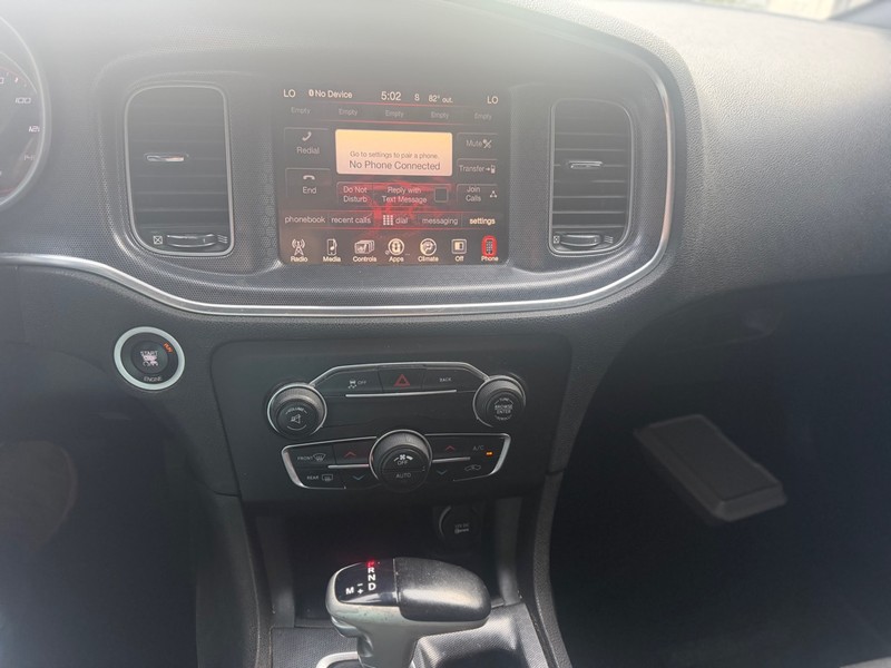 Dodge Charger Vehicle Full-screen Gallery Image 7