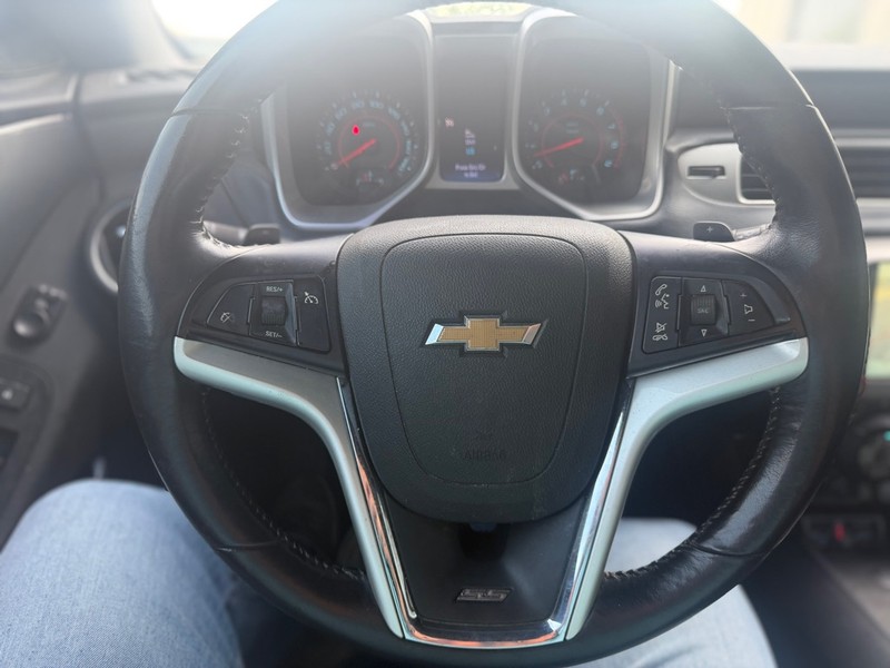 Chevrolet Camaro Vehicle Full-screen Gallery Image 9