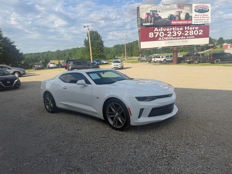 Chevrolet Camaro Vehicle Full-screen Gallery Image 3
