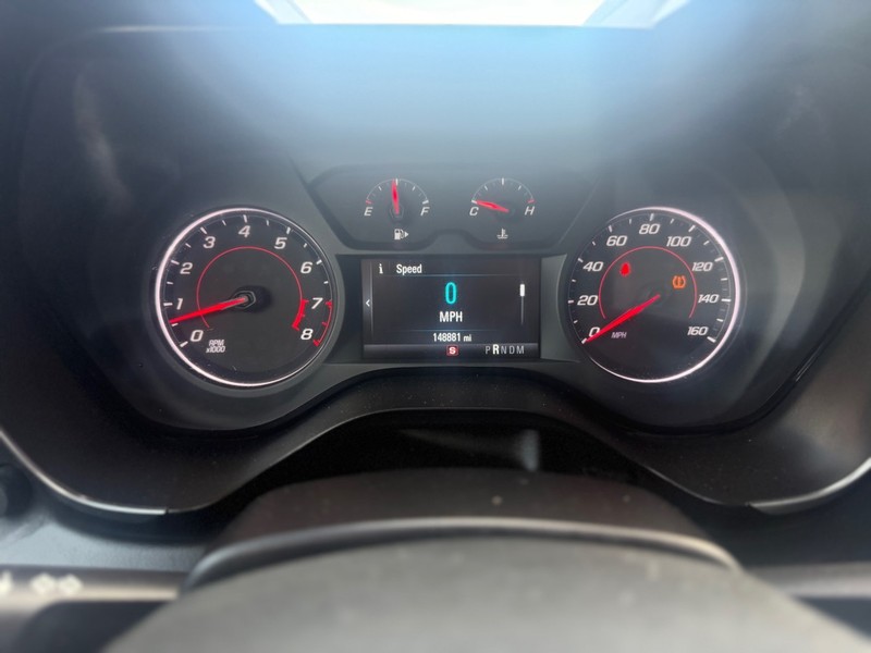 Chevrolet Camaro Vehicle Full-screen Gallery Image 10