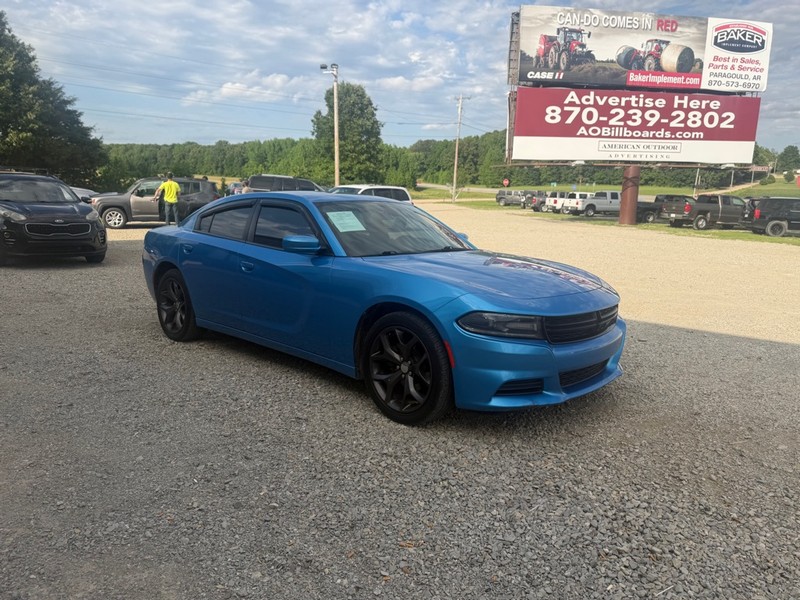 Dodge Charger Vehicle Full-screen Gallery Image 3