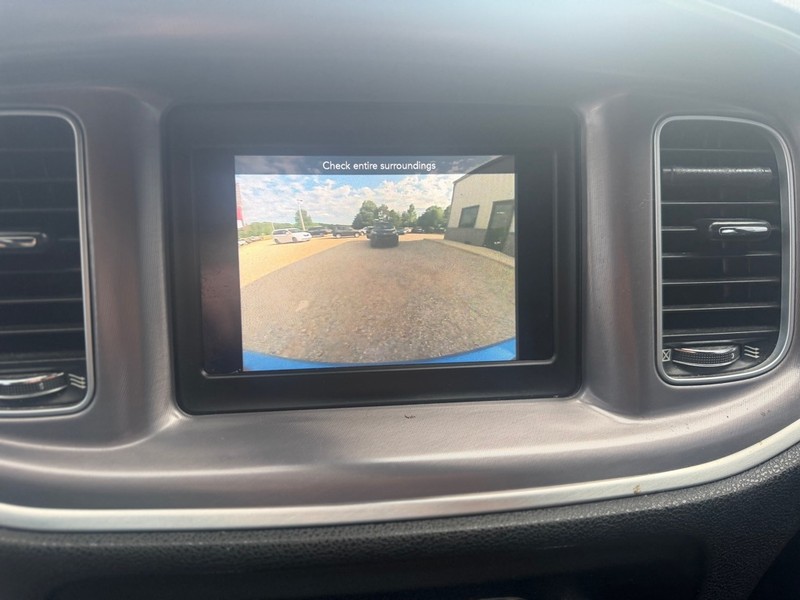 Dodge Charger Vehicle Full-screen Gallery Image 8