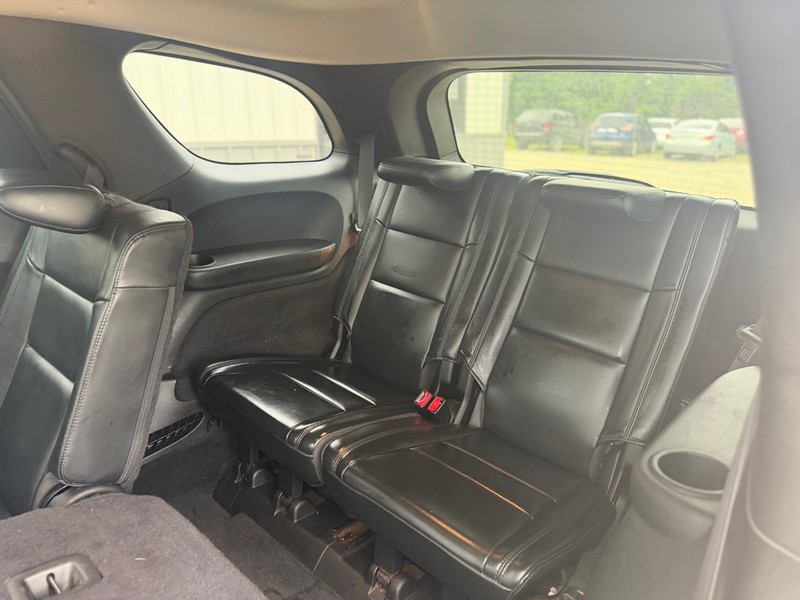 Dodge Durango Vehicle Full-screen Gallery Image 5