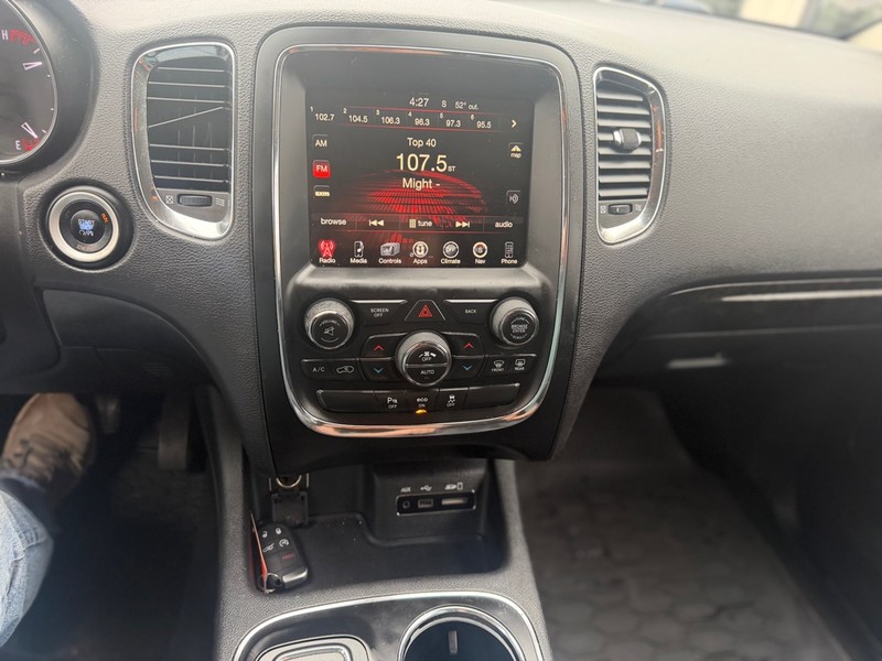 Dodge Durango Vehicle Full-screen Gallery Image 8