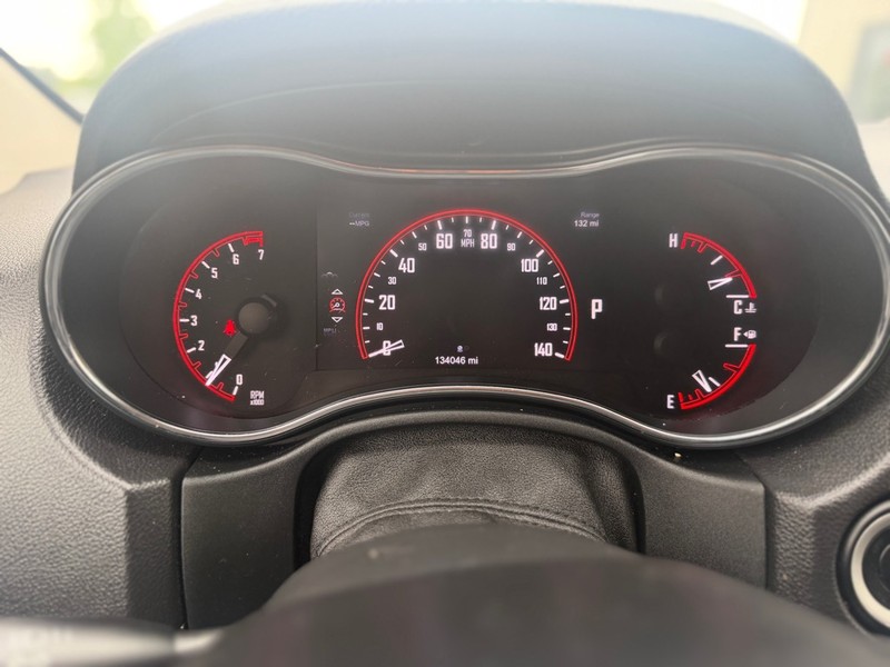 Dodge Durango Vehicle Full-screen Gallery Image 12