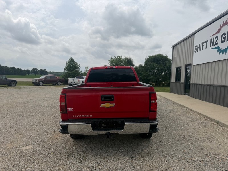 Chevrolet Silverado 1500 Vehicle Full-screen Gallery Image 4