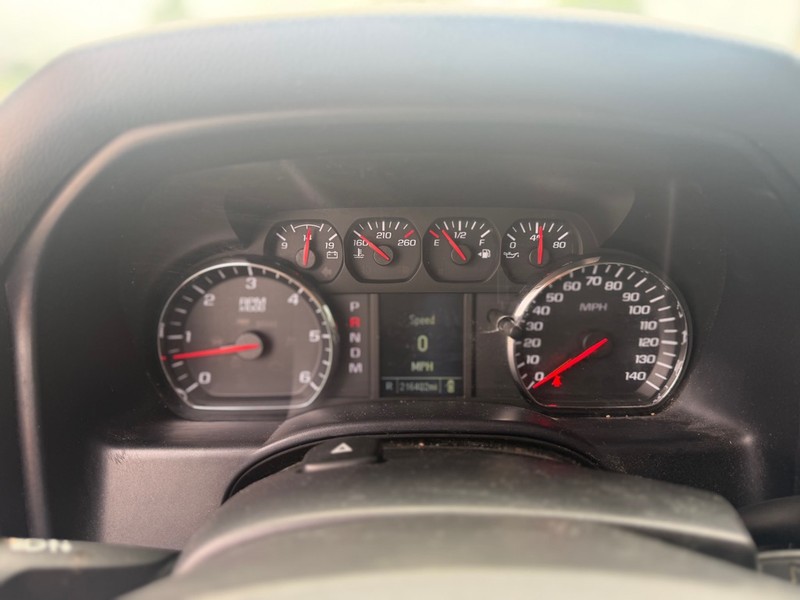 Chevrolet Silverado 1500 Vehicle Full-screen Gallery Image 10
