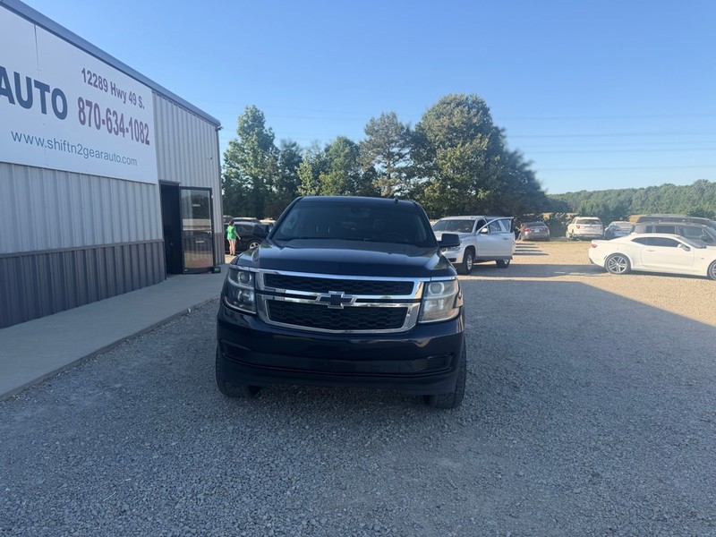Chevrolet Tahoe Vehicle Full-screen Gallery Image 2