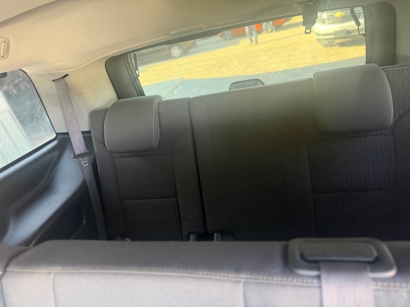 Chevrolet Tahoe Vehicle Full-screen Gallery Image 5