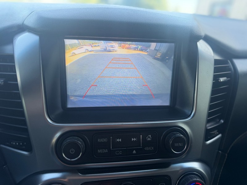 Chevrolet Tahoe Vehicle Full-screen Gallery Image 9