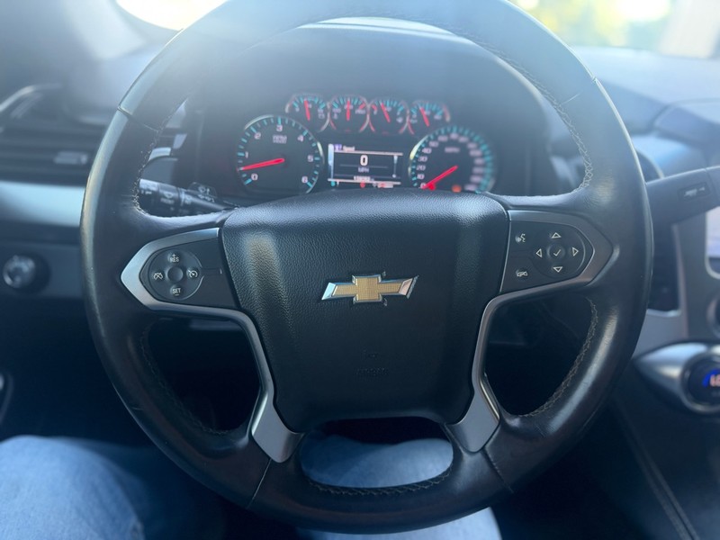 Chevrolet Tahoe Vehicle Full-screen Gallery Image 10