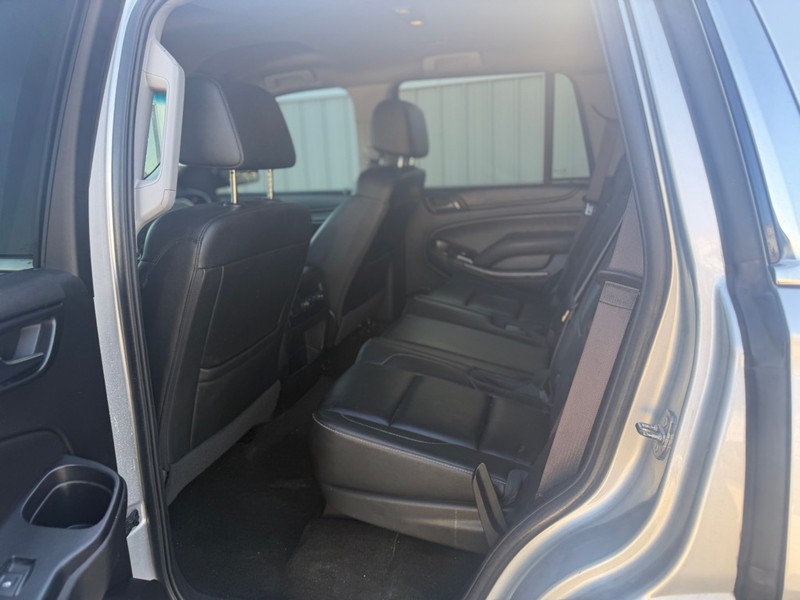 Chevrolet Tahoe Vehicle Full-screen Gallery Image 6