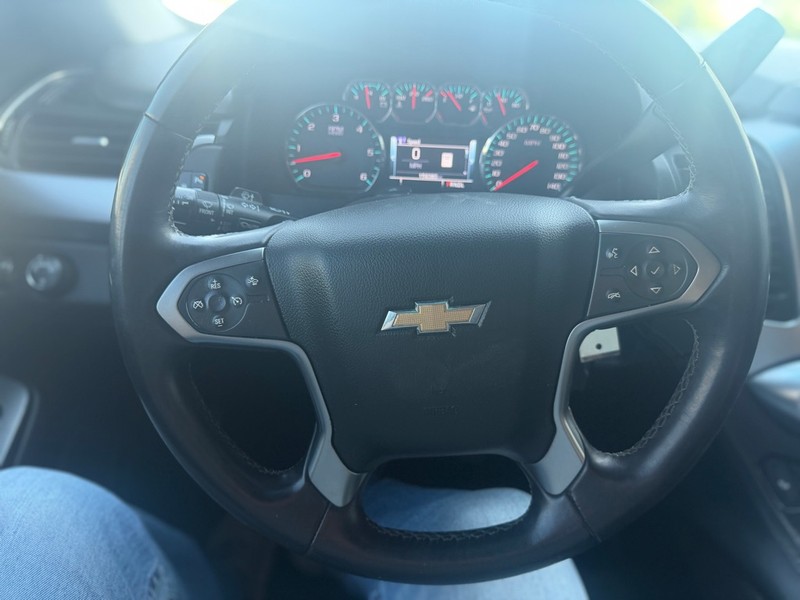 Chevrolet Tahoe Vehicle Full-screen Gallery Image 9
