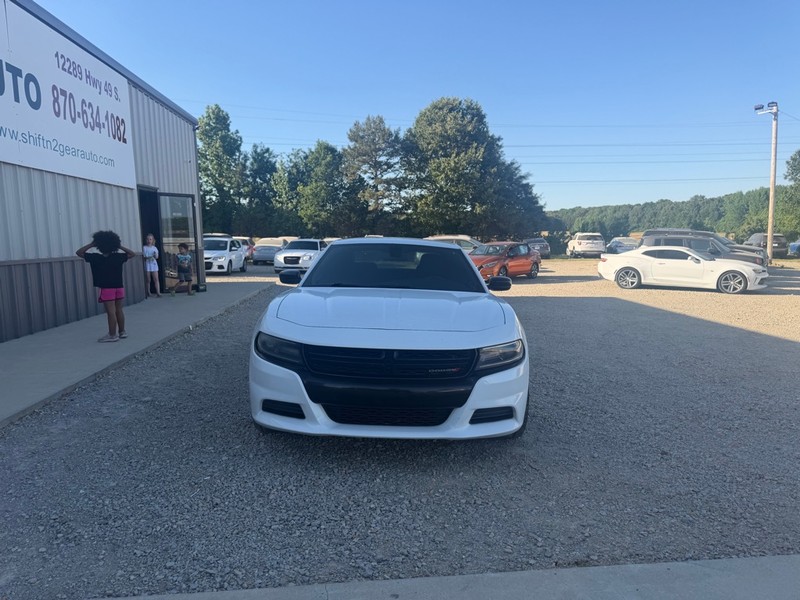 Dodge Charger Vehicle Full-screen Gallery Image 2