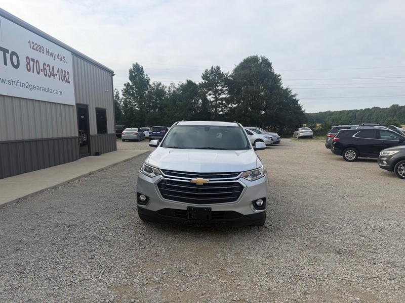 Chevrolet TRAVERSE Vehicle Full-screen Gallery Image 2