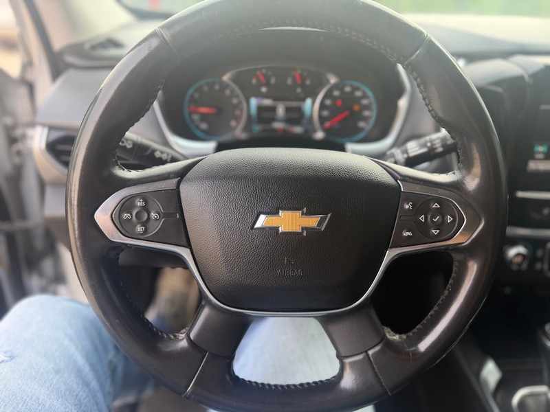 Chevrolet TRAVERSE Vehicle Full-screen Gallery Image 10