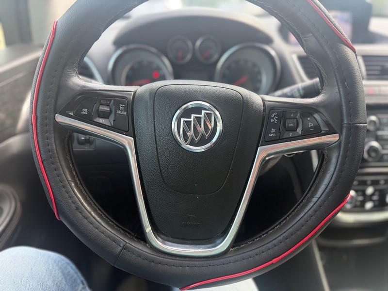 Buick Encore Vehicle Full-screen Gallery Image 9