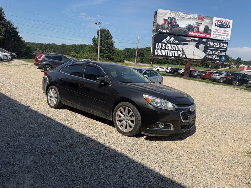 Chevrolet Malibu Vehicle Full-screen Gallery Image 3