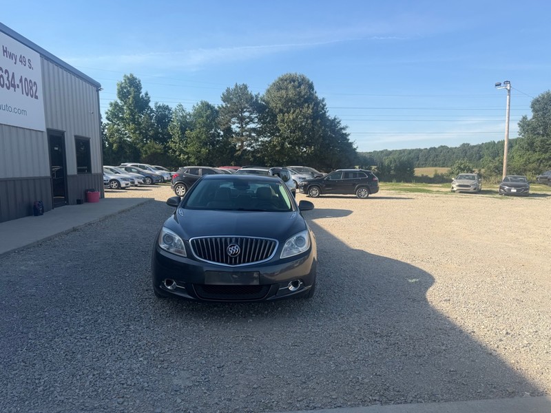 Buick Verano Vehicle Full-screen Gallery Image 2