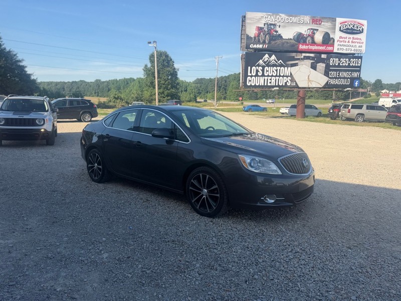 Buick Verano Vehicle Full-screen Gallery Image 3