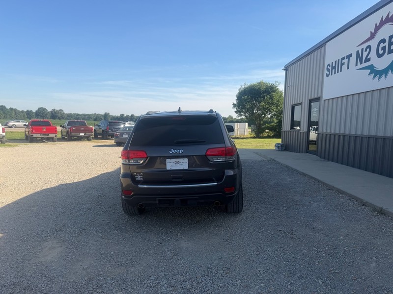 Jeep Grand Cherokee Vehicle Full-screen Gallery Image 4