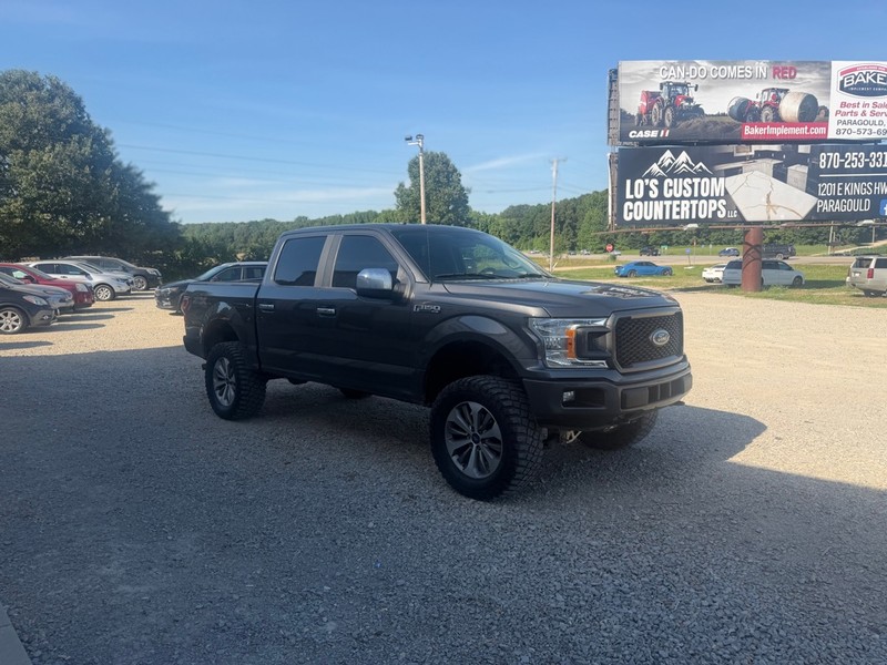 Ford F-150 Vehicle Full-screen Gallery Image 3