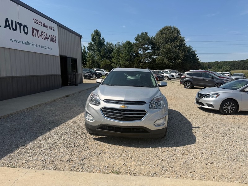 Chevrolet EQUINOX Vehicle Full-screen Gallery Image 2