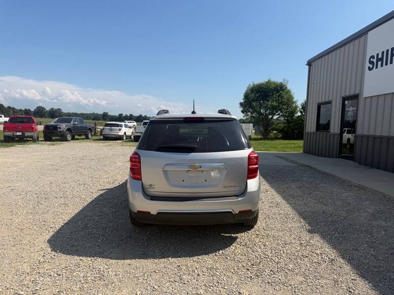 Chevrolet EQUINOX Vehicle Full-screen Gallery Image 4