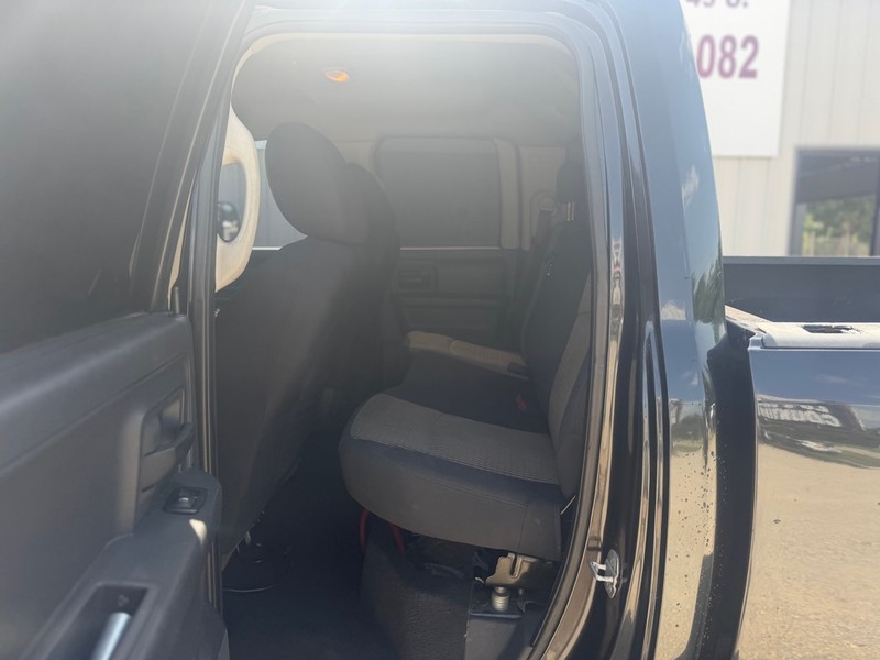 Dodge Ram 1500 Vehicle Full-screen Gallery Image 5
