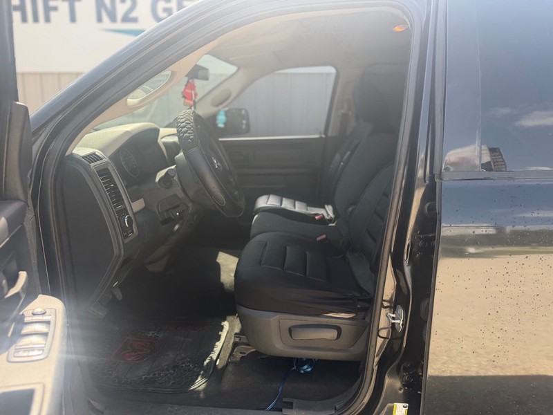 Dodge Ram 1500 Vehicle Full-screen Gallery Image 6