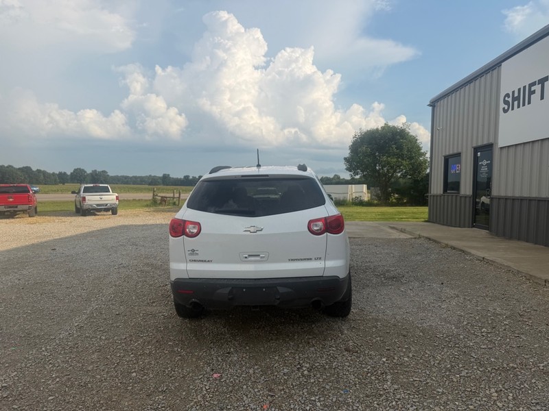 Chevrolet Traverse Vehicle Full-screen Gallery Image 4