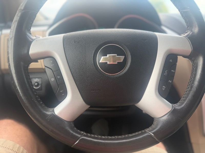 Chevrolet Traverse Vehicle Full-screen Gallery Image 10