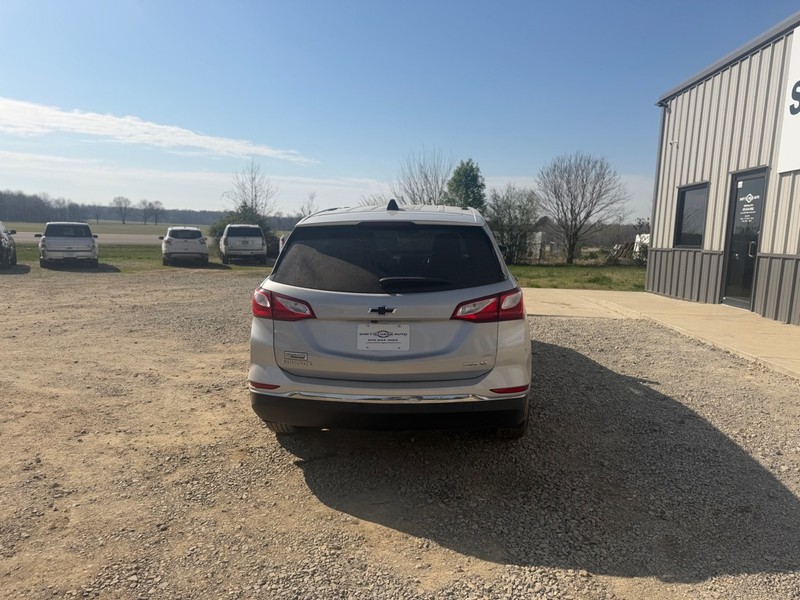 Chevrolet Equinox Vehicle Full-screen Gallery Image 4