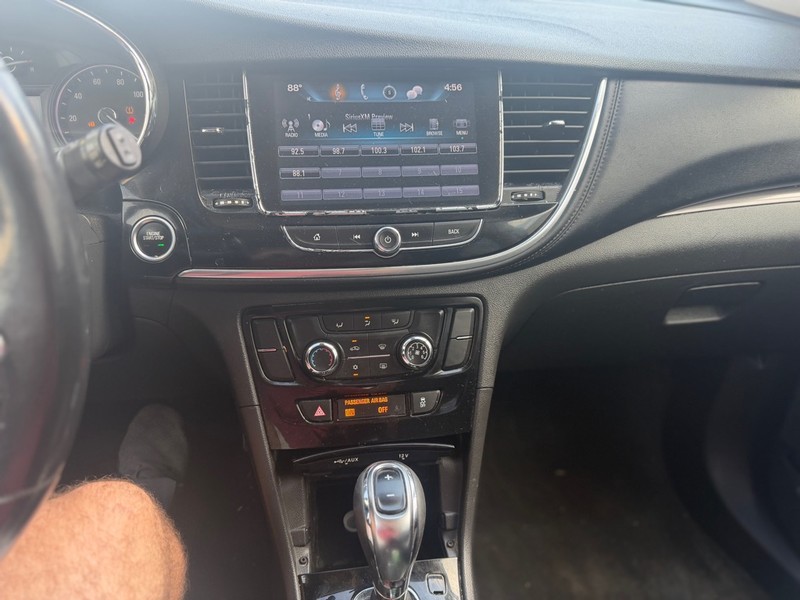 Buick Encore Vehicle Full-screen Gallery Image 7
