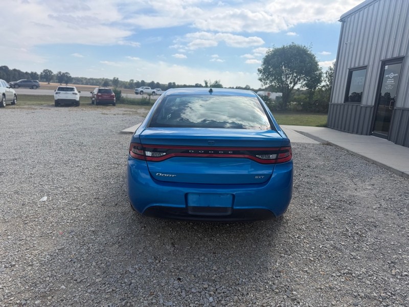 Dodge Dart Vehicle Full-screen Gallery Image 4