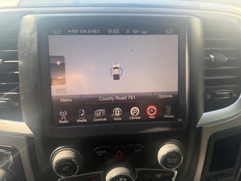 Ram 1500 Vehicle Full-screen Gallery Image 9