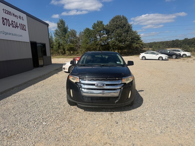 Ford Edge Vehicle Full-screen Gallery Image 2