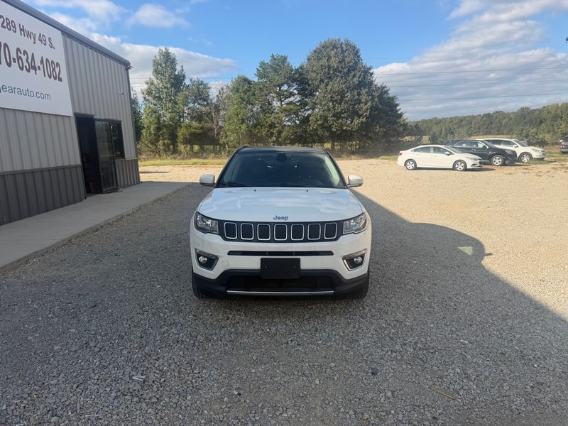 Jeep Compass Vehicle Full-screen Gallery Image 2