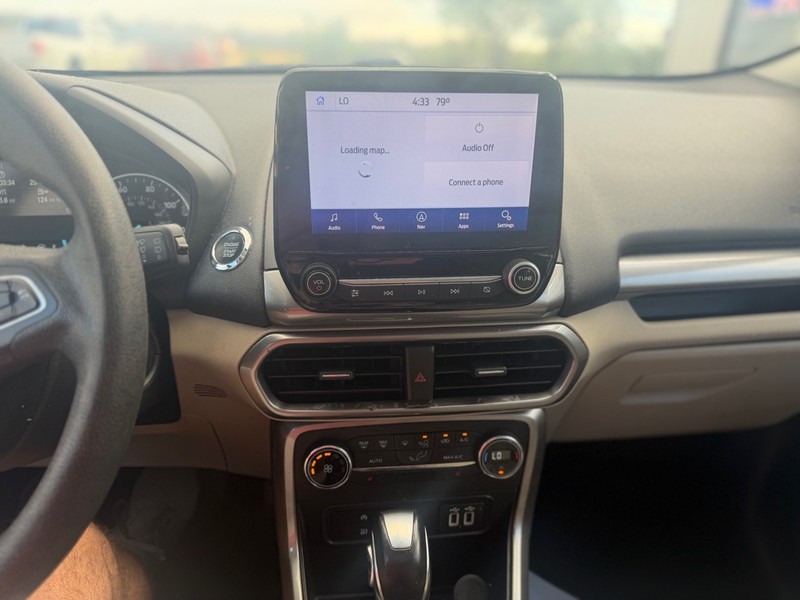Ford EcoSport Vehicle Full-screen Gallery Image 7