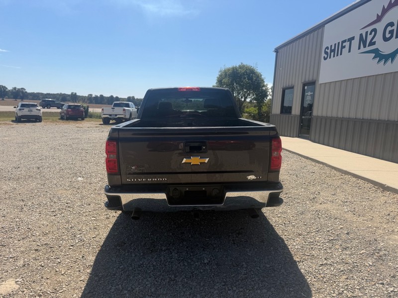Chevrolet Silverado 1500 Vehicle Full-screen Gallery Image 4