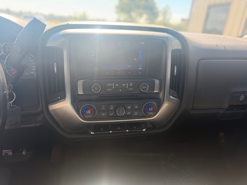 Chevrolet Silverado 1500 Vehicle Full-screen Gallery Image 7