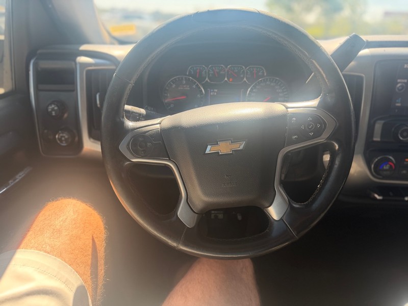 Chevrolet Silverado 1500 Vehicle Full-screen Gallery Image 10