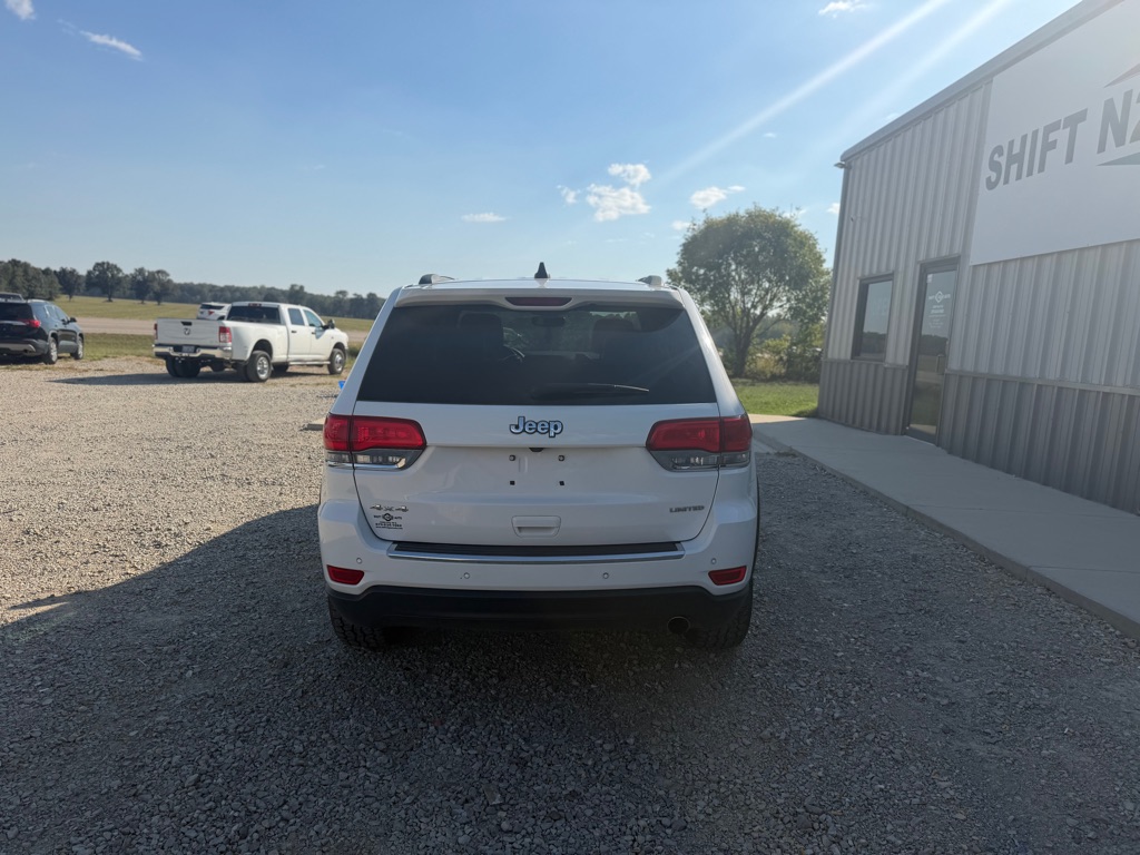 Jeep Grand Cherokee Vehicle Full-screen Gallery Image 4