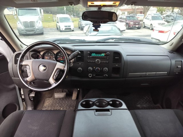 2010 Chevrolet Silverado 2500HD 4WD LT Ext Cab image 08