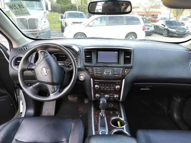 2013 Nissan Pathfinder Platinum 4WD image 12