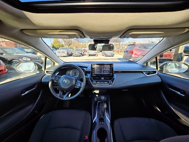 2020 Toyota Corolla LE image 12