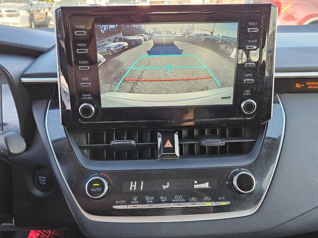 2020 Toyota Corolla LE image 16
