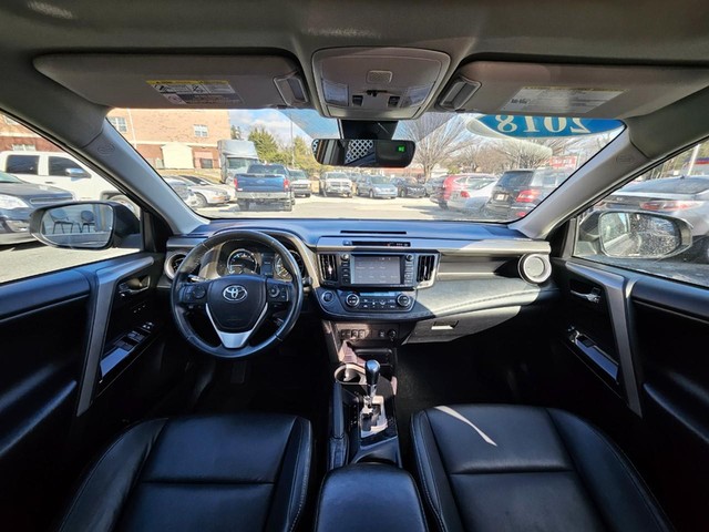 2018 Toyota RAV4 LIMITED image 13