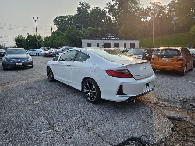 2017 Honda Accord EX-L V6 image 05