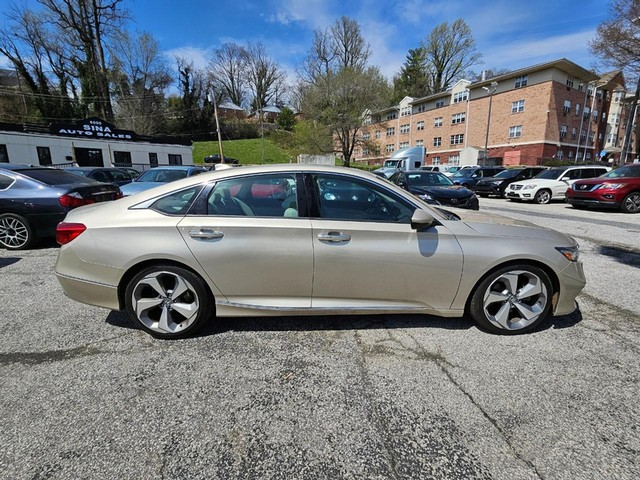 2018 Honda Accord Touring image 06